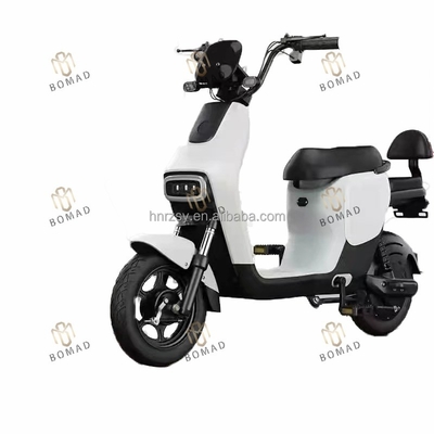 125cc Электрический мотоцикл Электрический мопед 1500w Электрический мотоцикл Мотоциклы Скорость 45 км / ч Моторная мощность 8000W